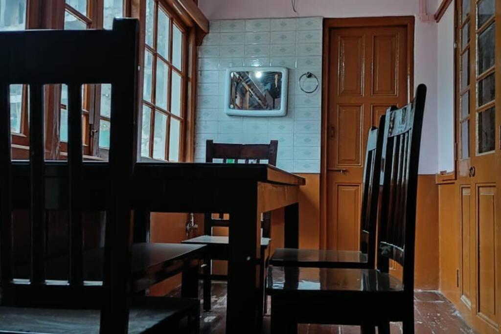 Heritage House 西隆 外观 照片