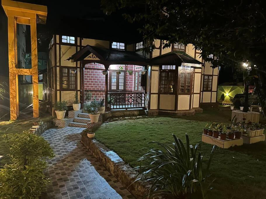 Heritage House 西隆 外观 照片